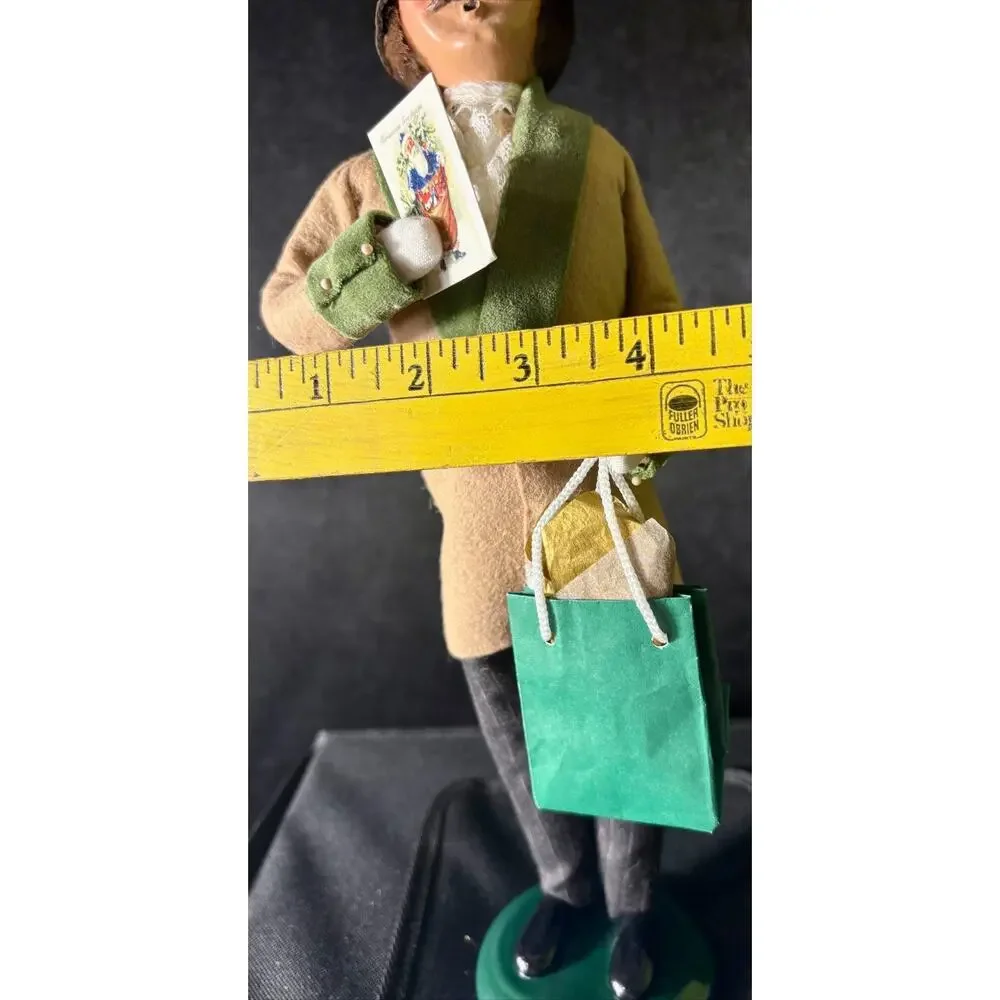 Byers Choice Talbots Man With Card and Gift - Signed - Dated 2003